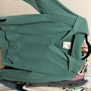 Abercrombie & Fitch | Notch-Neck sweater | size: medium | color teal